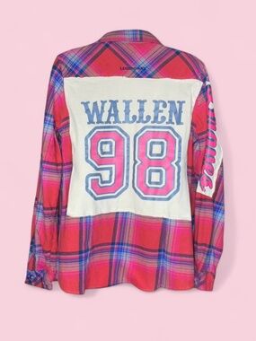 Upcycled Legendary Whitetails Morgan Wallen 98’ Braves Plaid Shirt